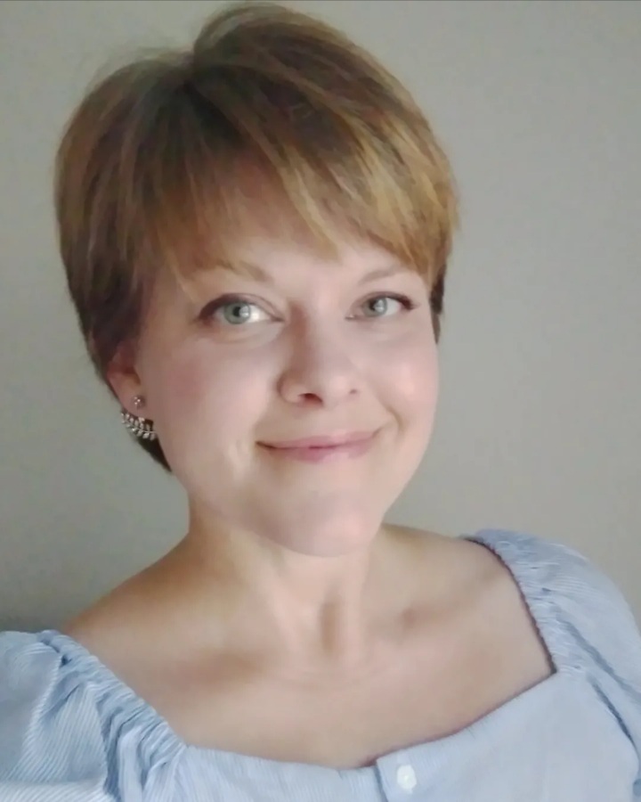 Ashley Heidebrecht, LMSW